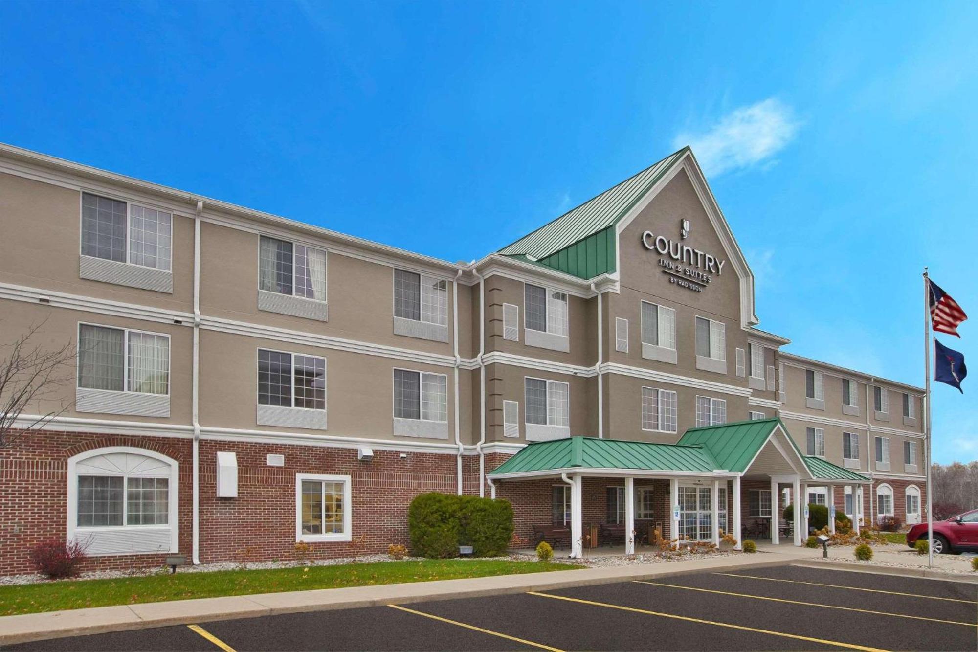 Country Inn & Suites By Radisson, Big Rapids, Mi Exteriér fotografie
