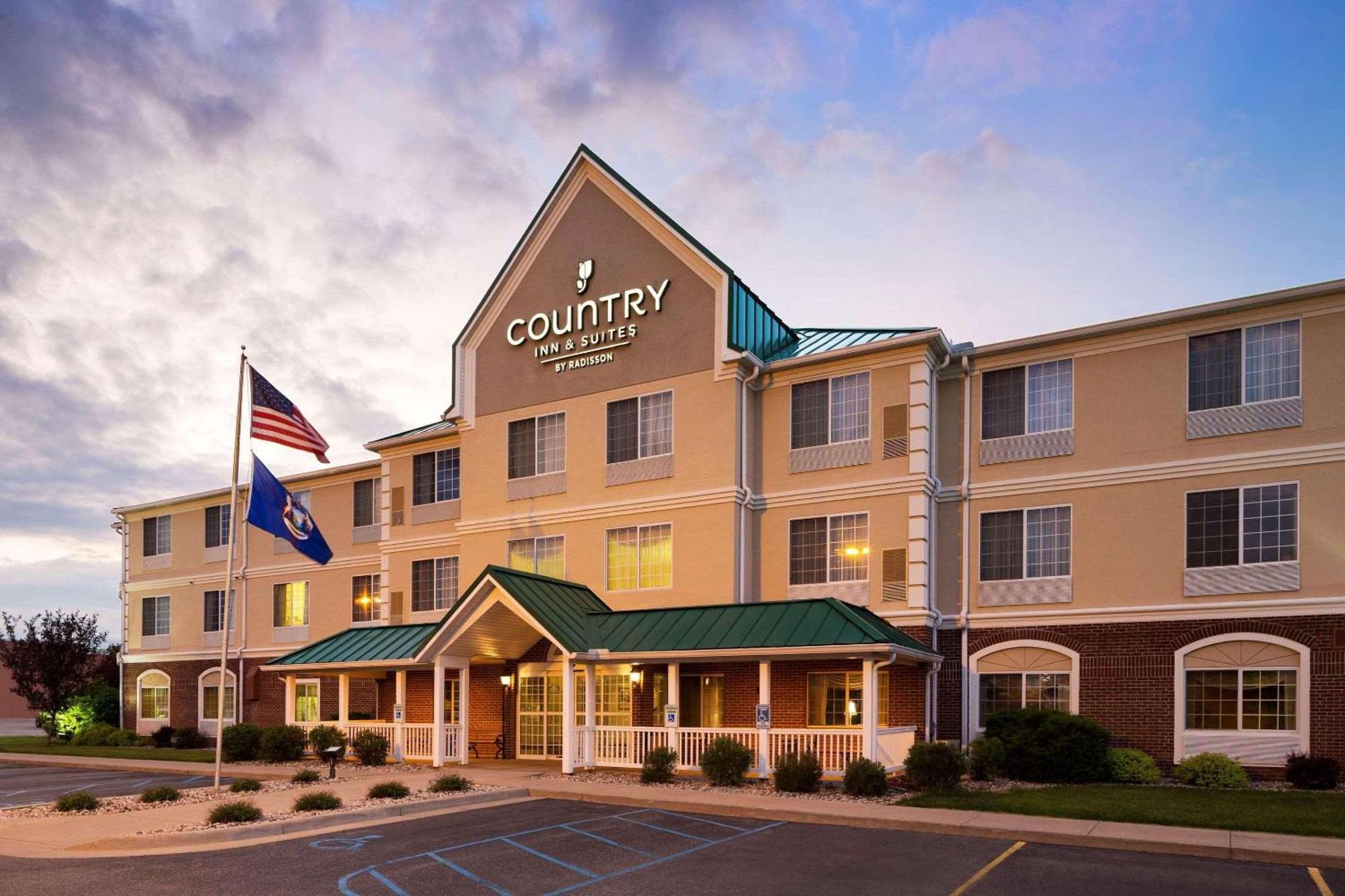Country Inn & Suites By Radisson, Big Rapids, Mi Exteriér fotografie