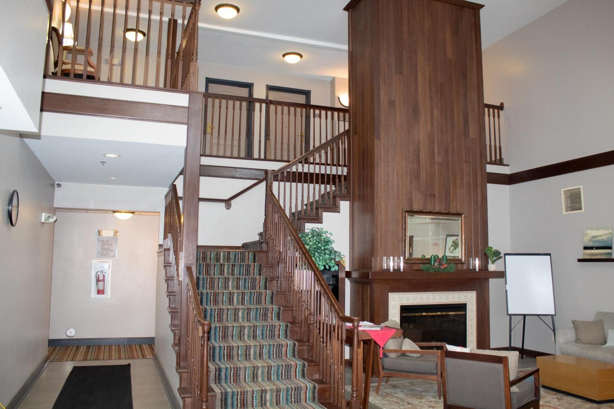 Country Inn & Suites By Radisson, Big Rapids, Mi Exteriér fotografie